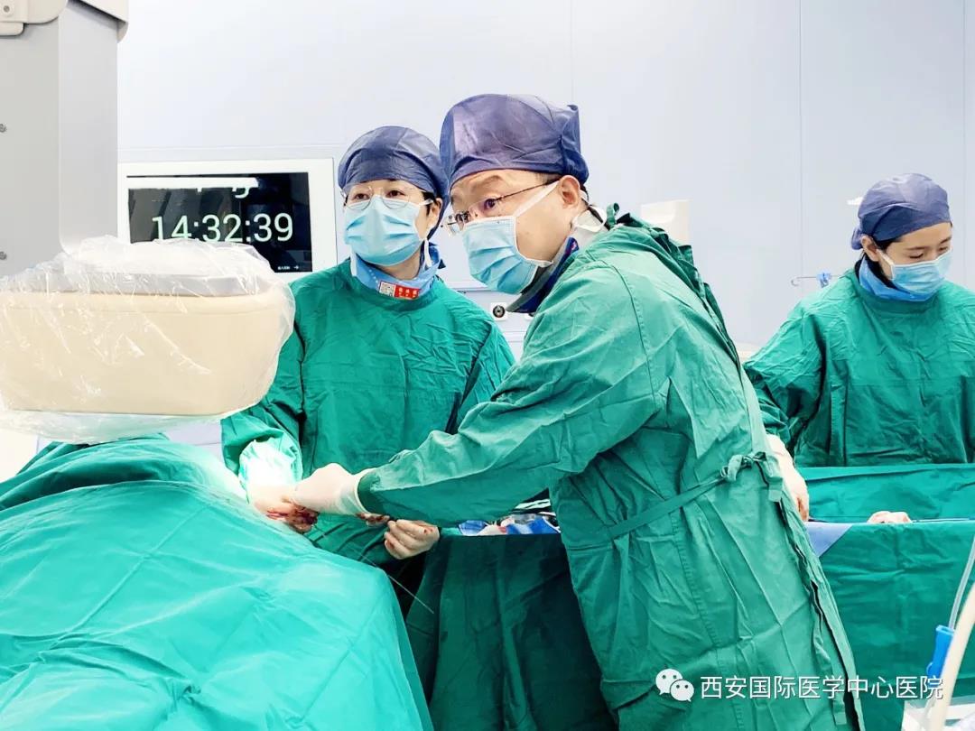 心內(nèi)心外聯(lián)手，為年輕生命保駕續(xù)航