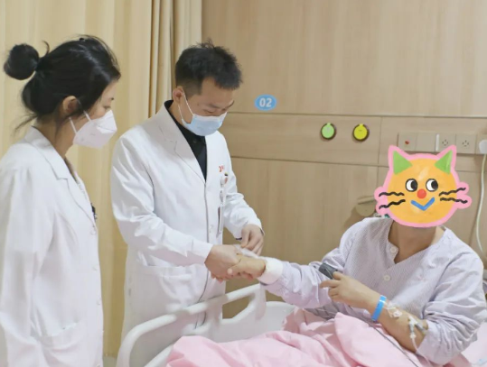造影劑過(guò)敏？無(wú)“劑”可施，醫(yī)生出“聲”顯“影”打通患者閉塞的血管